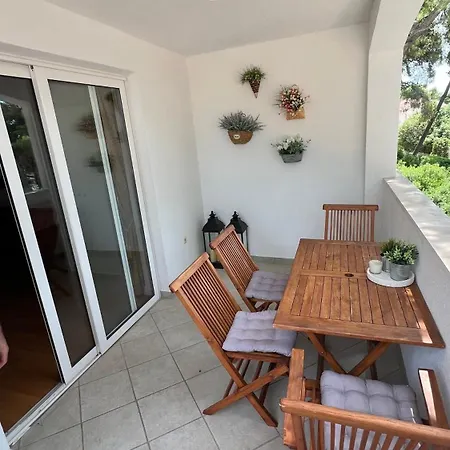 Petar A4 With Terrace Apartment *
